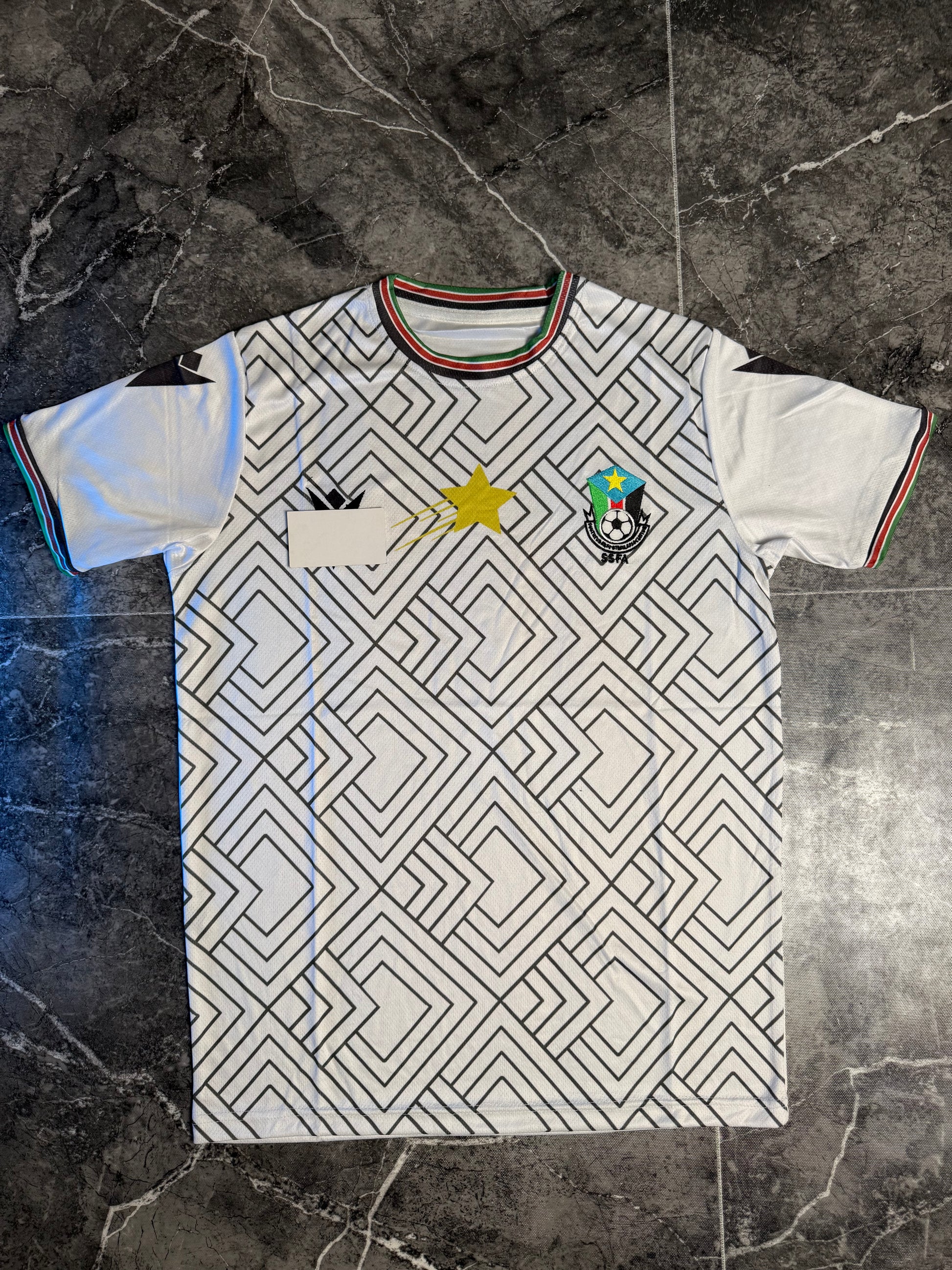 تيشرت منتخب جنوب السودان الأبيض 2024 الطقم الاحتياطي